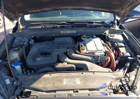 2015 Ford Fusion Hybrid Se из США, поврежденный, VIN 3FA6P0LU7FR123894